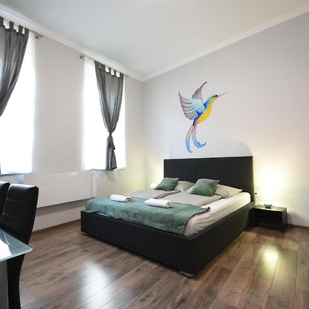 Kolibri Apartman - Makó Exterior foto